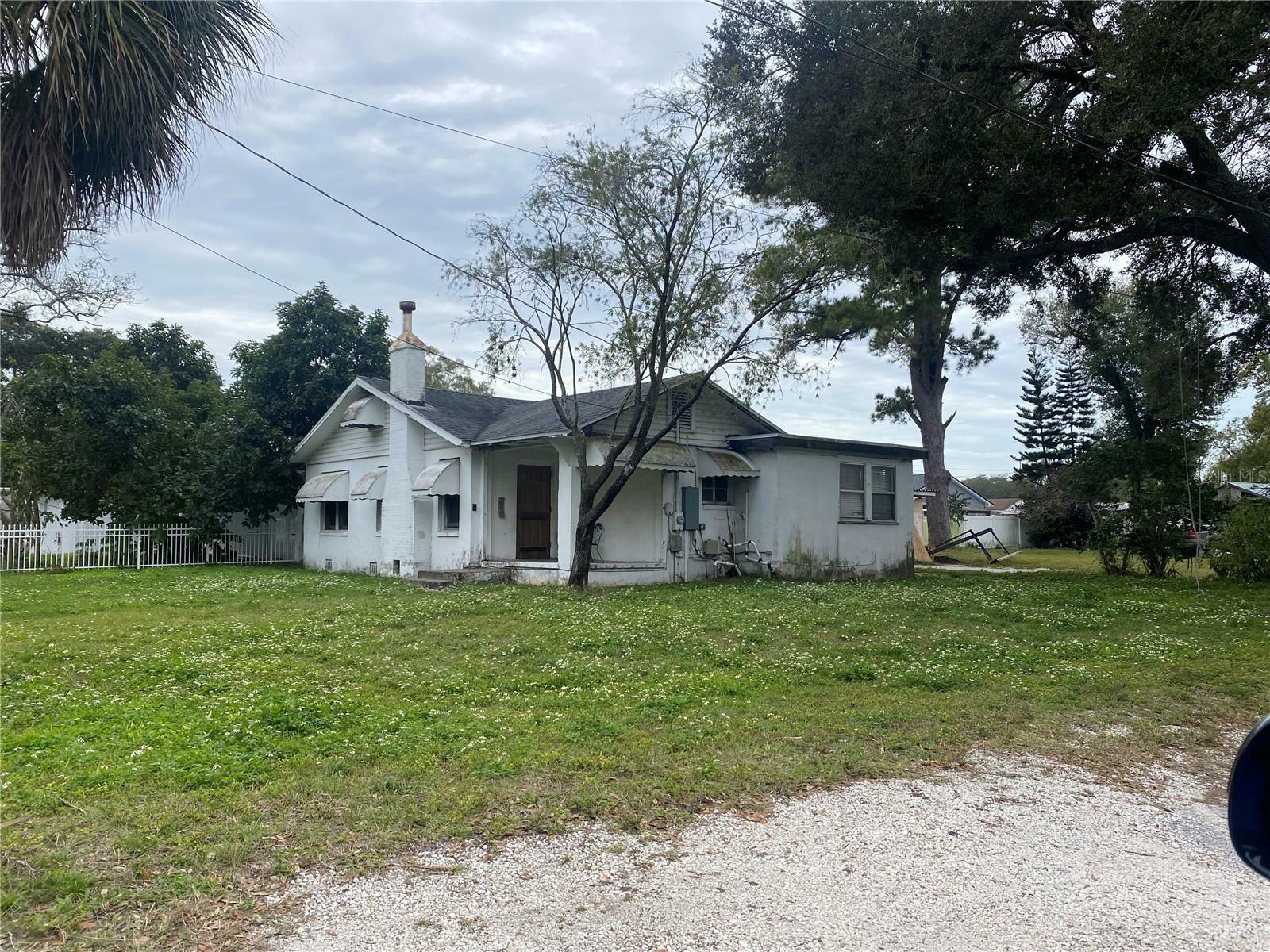 Property Photo:  7810 N Rome Avenue  FL 33604 