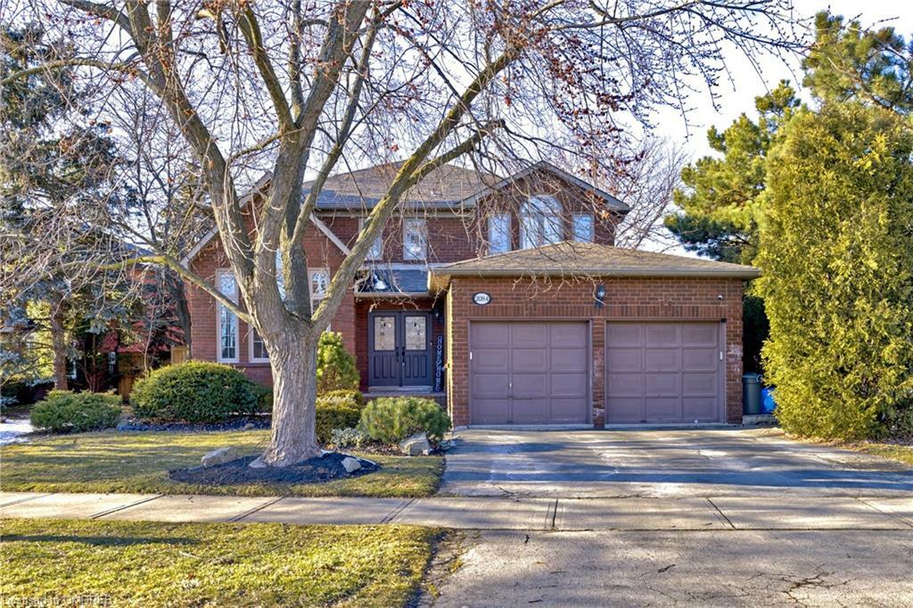 2084 Pineview Drive  Oakville ON L6H 5M4 photo