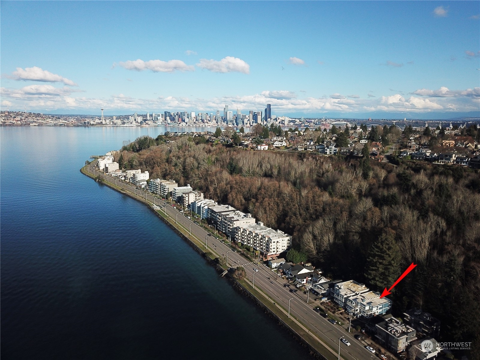 Property Photo: 1600 Alki Avenue SW 202 WA 98116