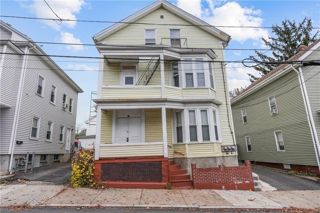Property Photo:  15 Erastus Street  RI 02909 