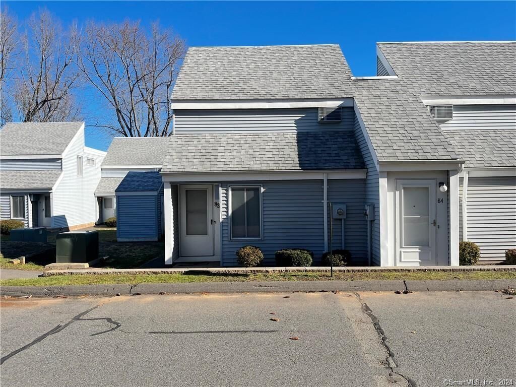 Property Photo:  83 Cinnamon Springs 83  CT 06074 
