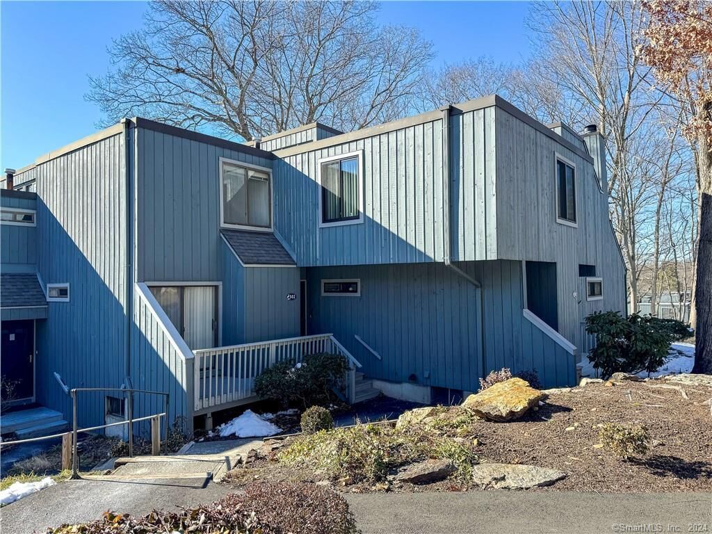 Property Photo: 502 Plymouth Colony 502 CT 06405