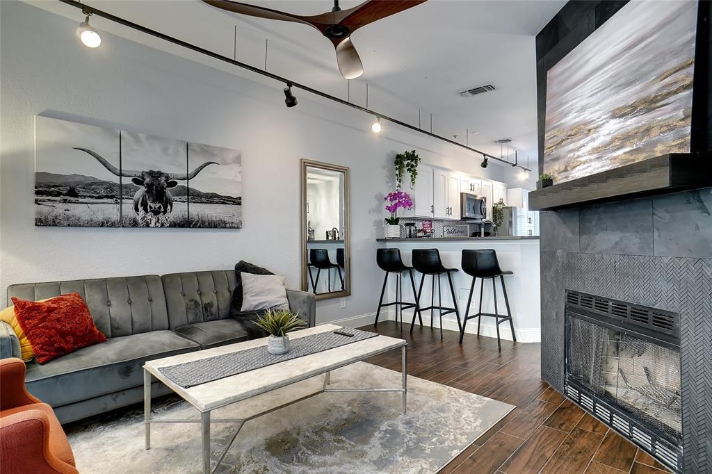 Property Photo: 4800 W Lovers Lane 505 TX 75209