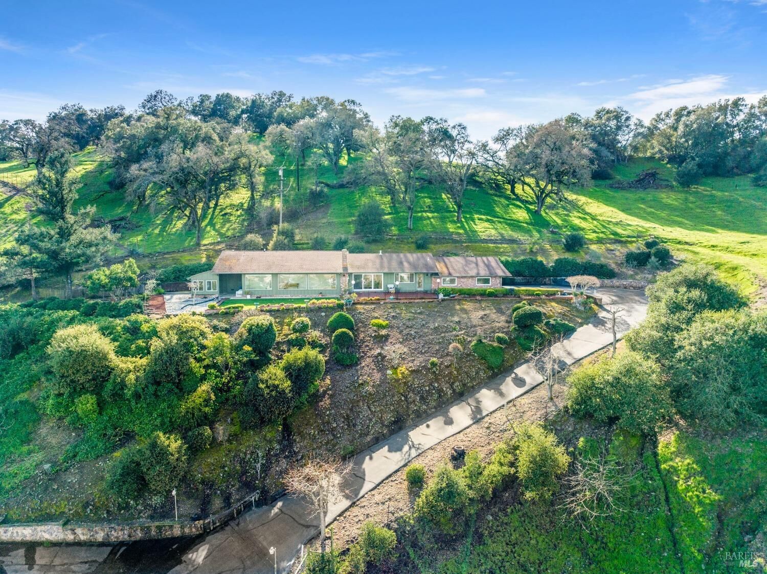 Property Photo:  631 Casswall Street  CA 94558 