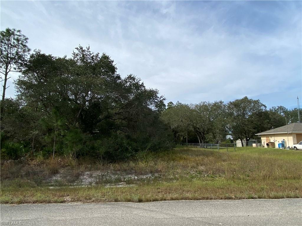 Property Photo:  1517 Michael Ave  FL 33972 