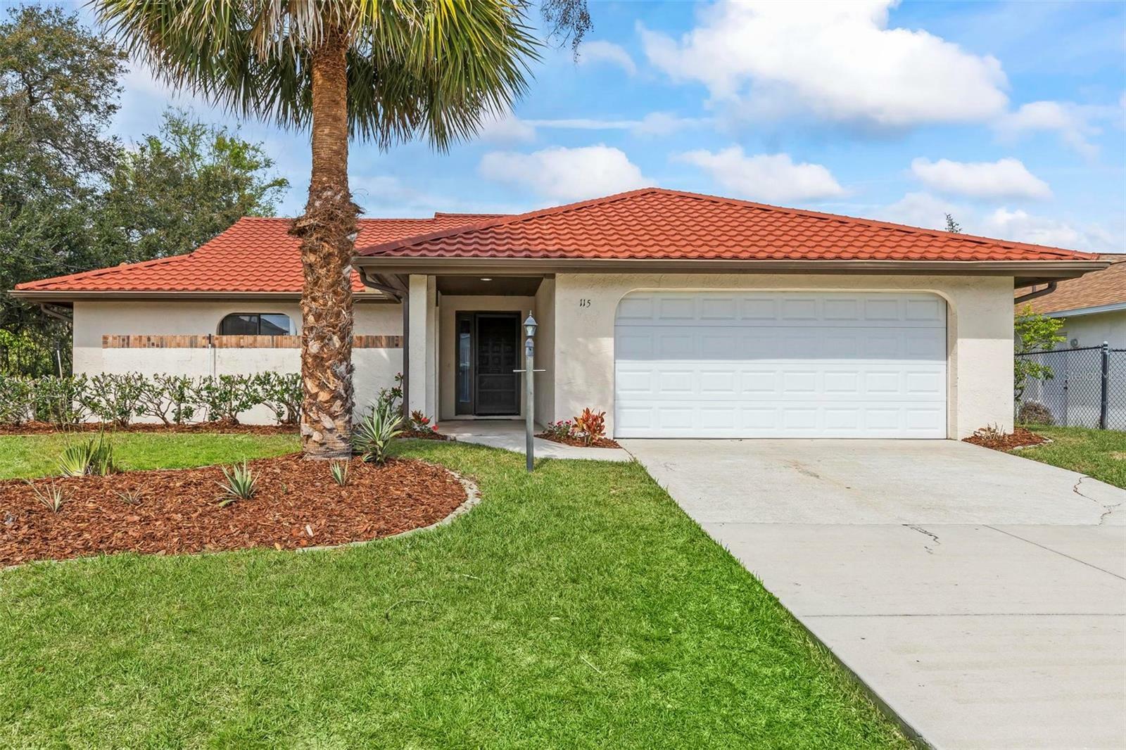 Property Photo:  115 Cimmaron Drive  FL 32137 