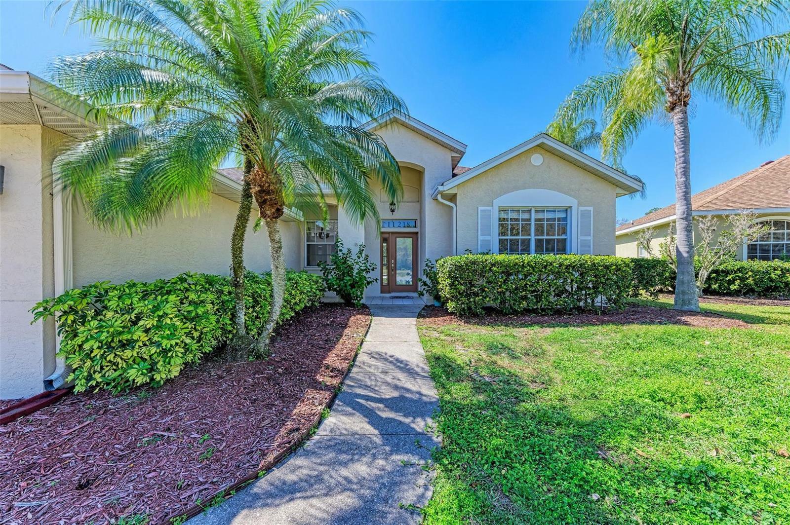 Property Photo:  11218 Primrose Circle  FL 34202 