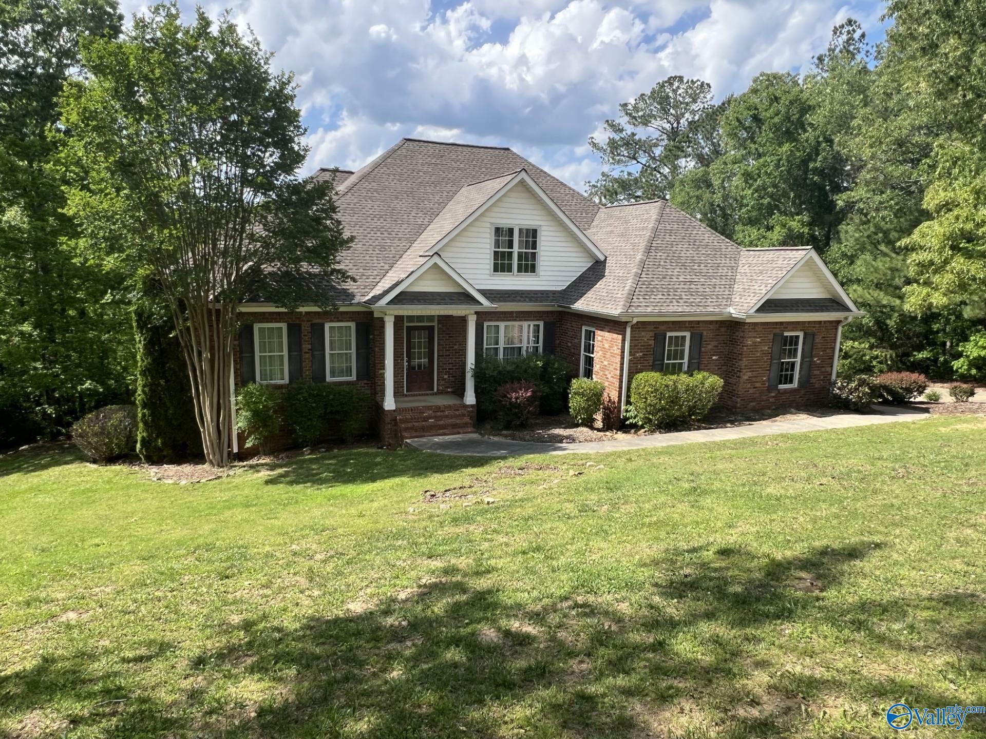 Property Photo: 248 Woodmont Drive AL 35175