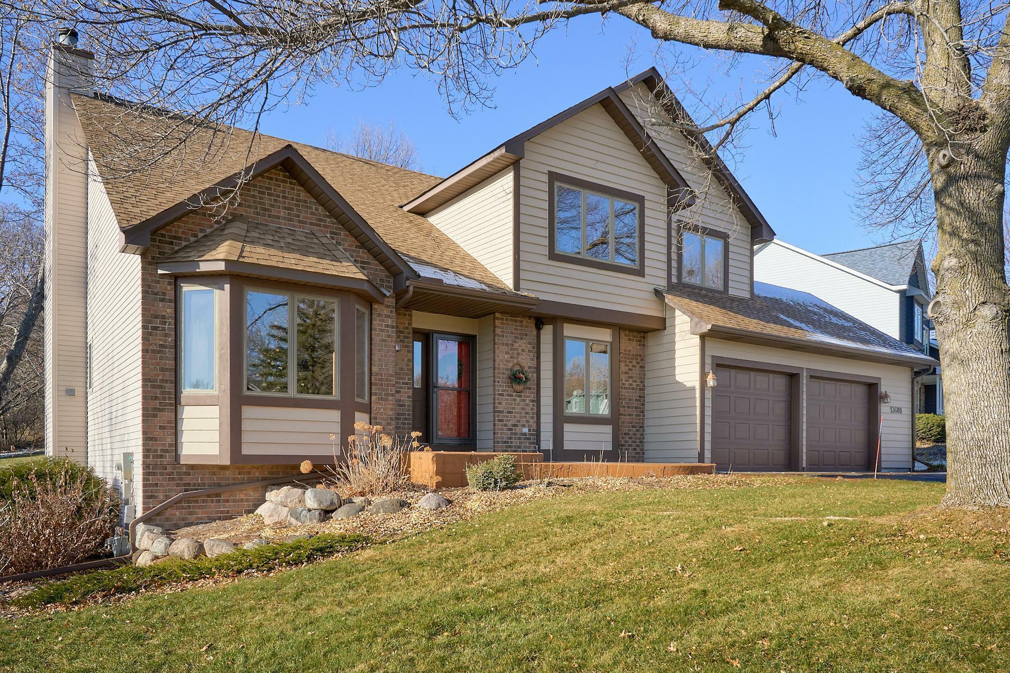 Property Photo:  13608 Parkwood Lane  MN 55337 