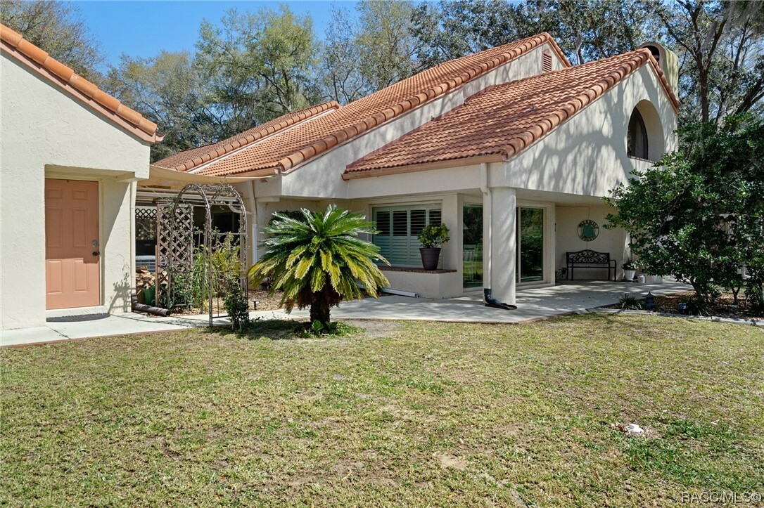 Property Photo:  502 San Remo Circle  FL 34450 