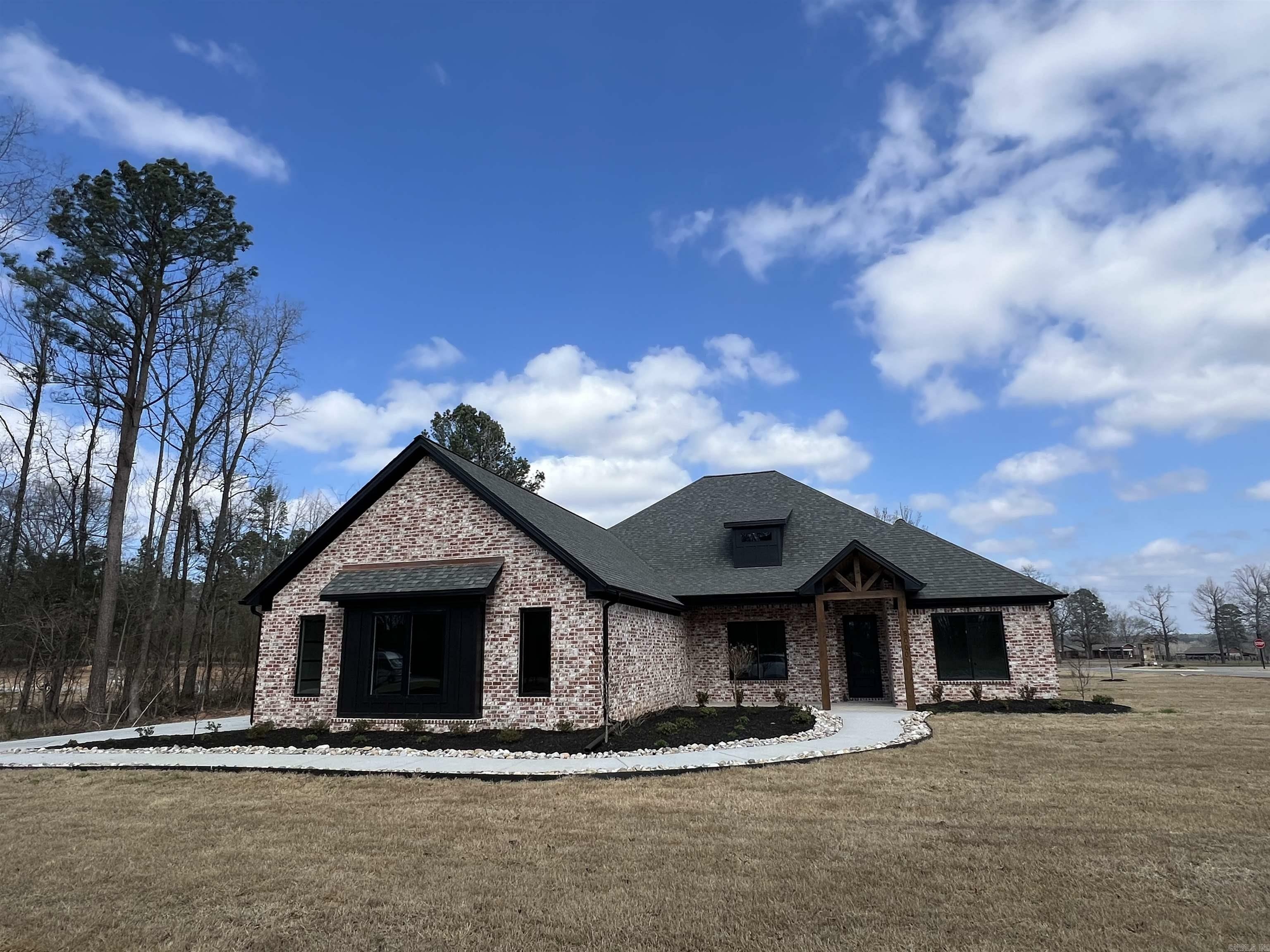 Property Photo:  8000 Juliette Way  AR 72019 