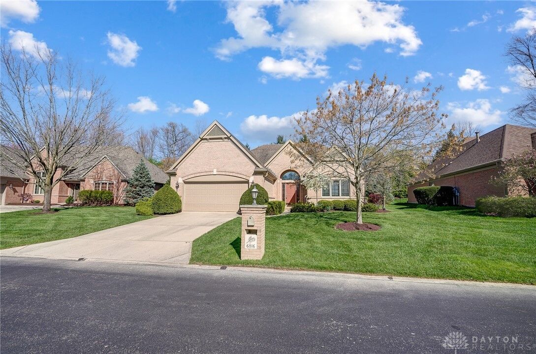 Property Photo:  6816 Rose Glen Drive  OH 45459 