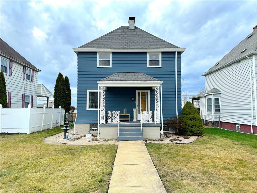 Property Photo: 707 Jefferson Ave PA 15644