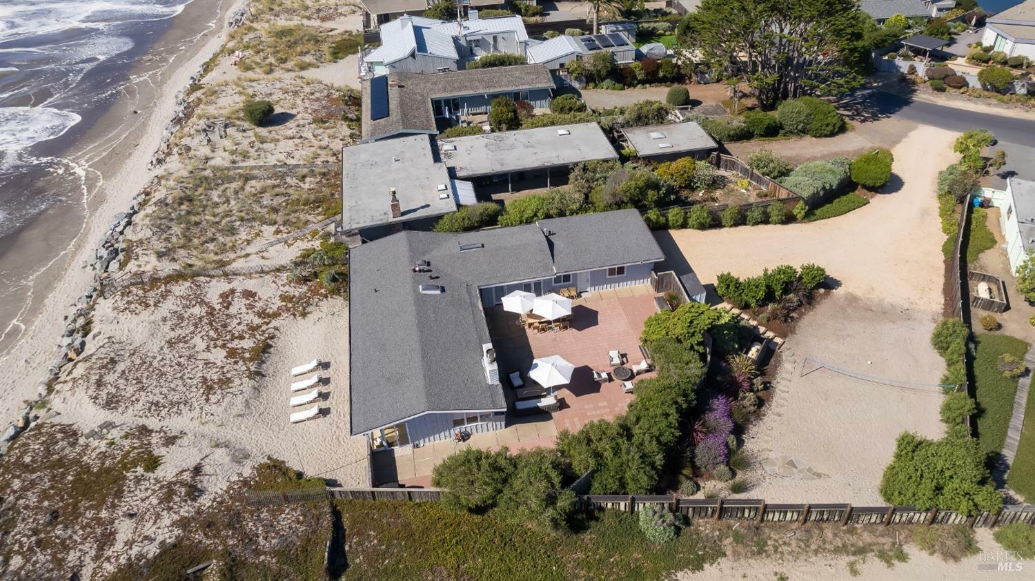 Property Photo: 106 Seadrift Road CA 94970