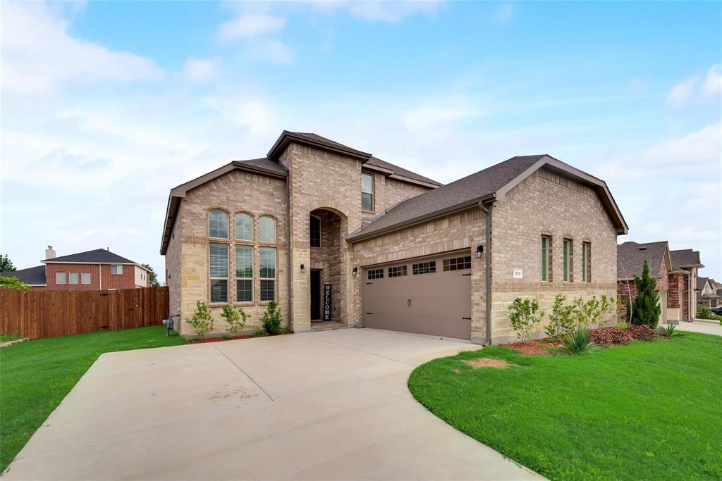 Property Photo: 612 Golden Bell Drive TX 75154