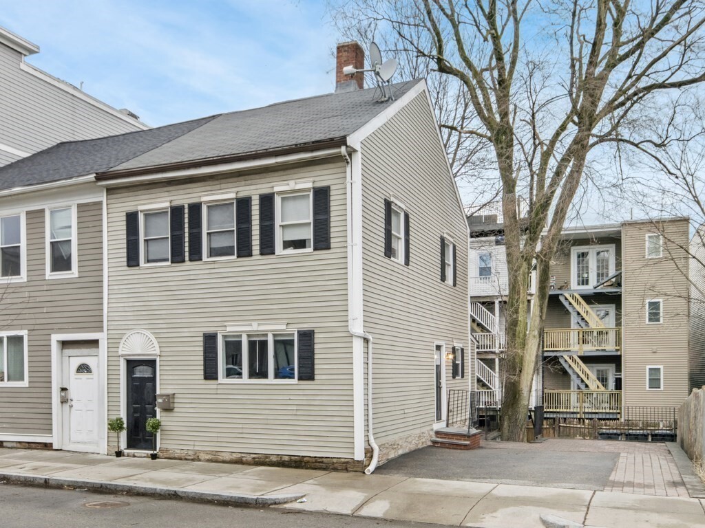 Property Photo: 273 Dorchester St MA 02127