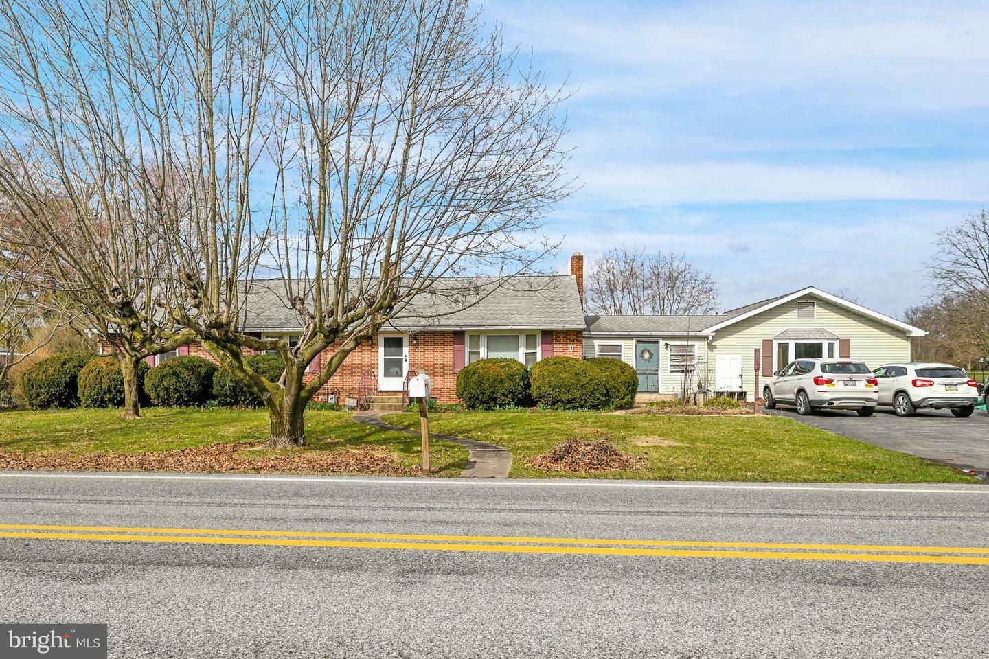 Property Photo:  820 Butter Road  PA 17315 