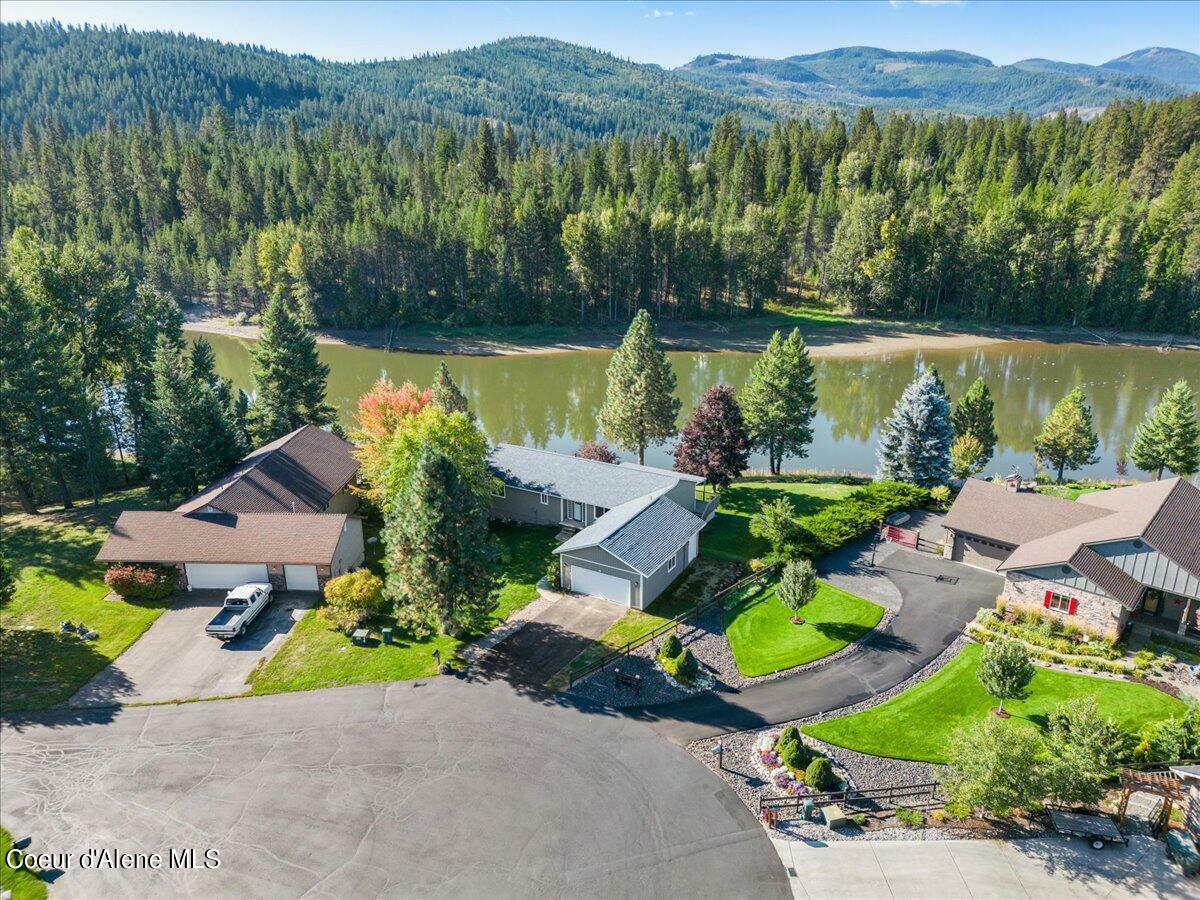 Property Photo: 49 Hanaford Ct ID 83804