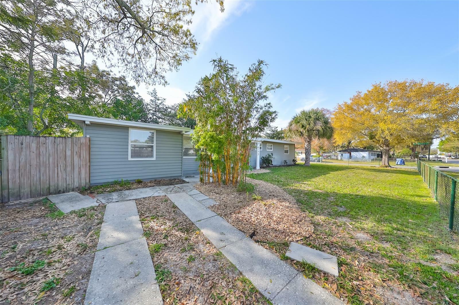 Property Photo:  4700 W Oklahoma Avenue  FL 33616 