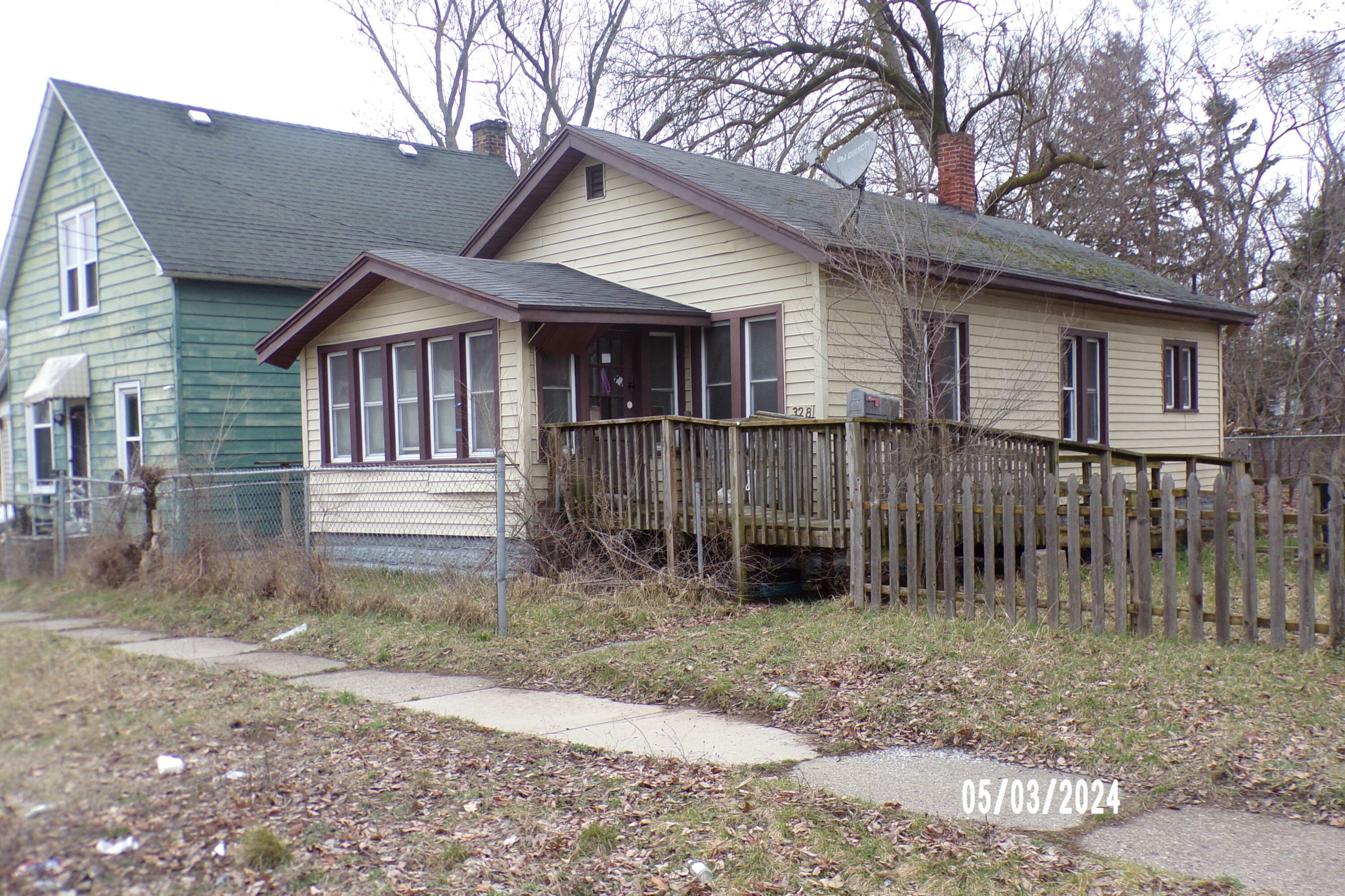 328 E Dale Avenue  Muskegon MI 49442 photo