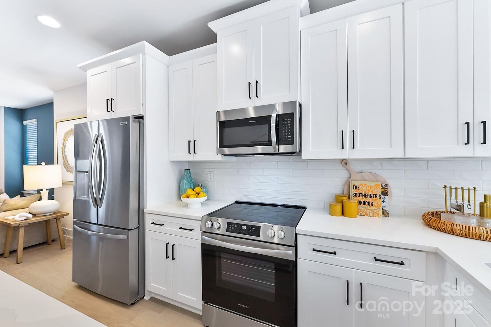 Property Photo:  1013 North End Drive 26  NC 28206 