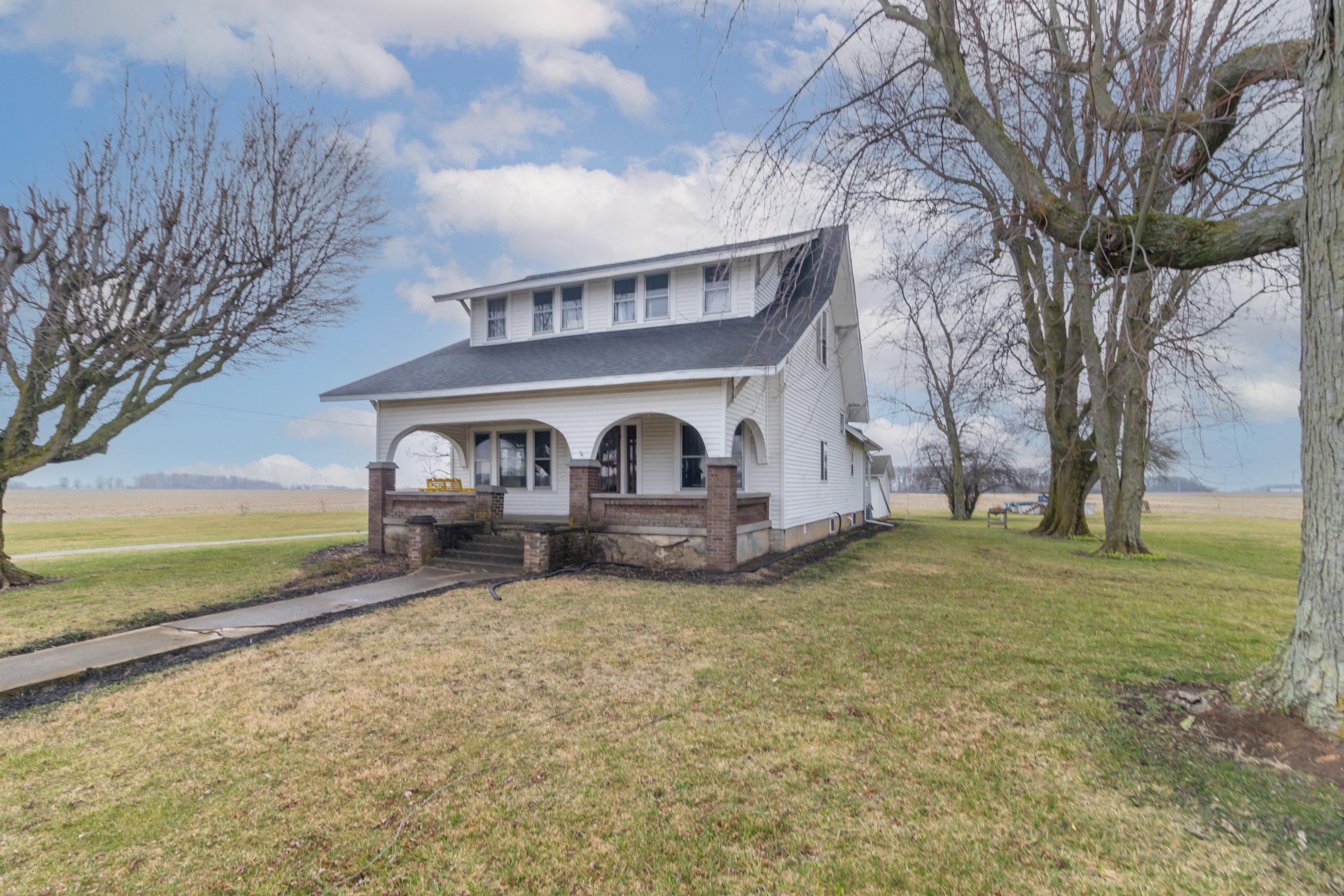 Property Photo:  4067 E County Road 500 S  IN 47362 