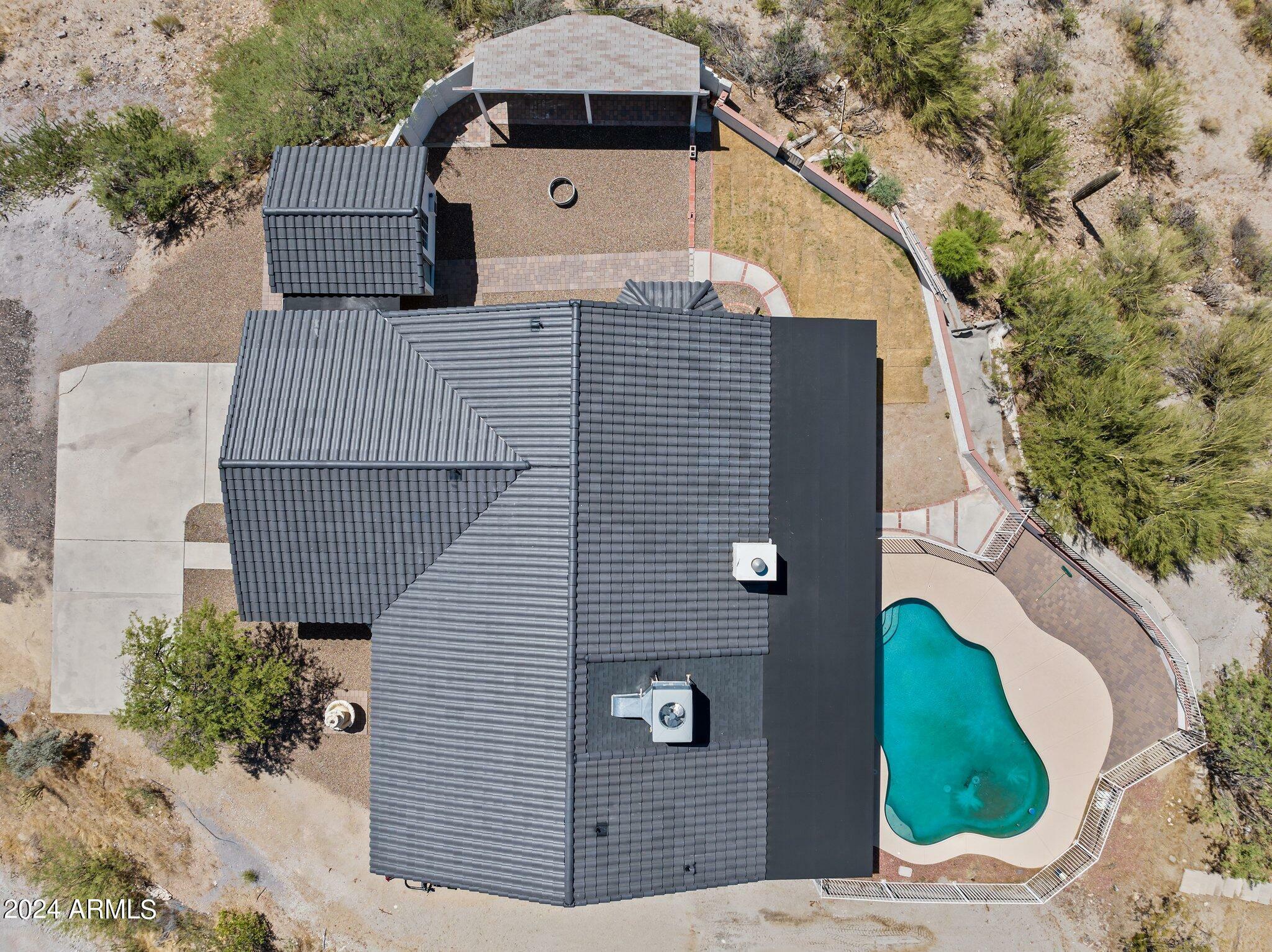 Property Photo:  255 E Thurber Road  AZ 85390 