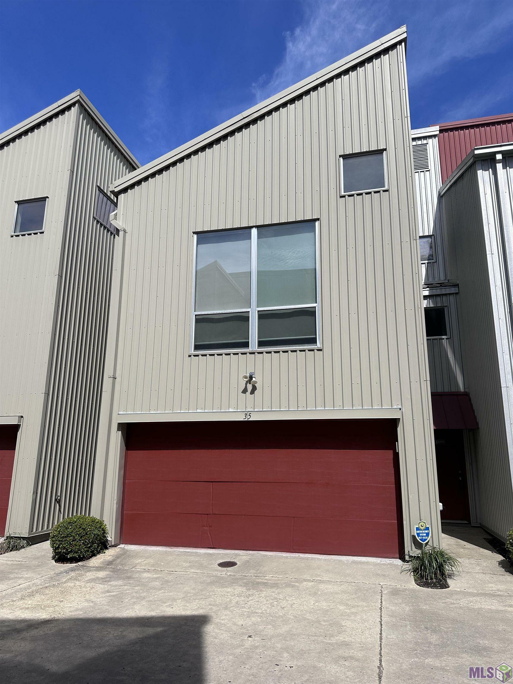 Property Photo:  1720 Nicholson Dr #35  LA 70802 