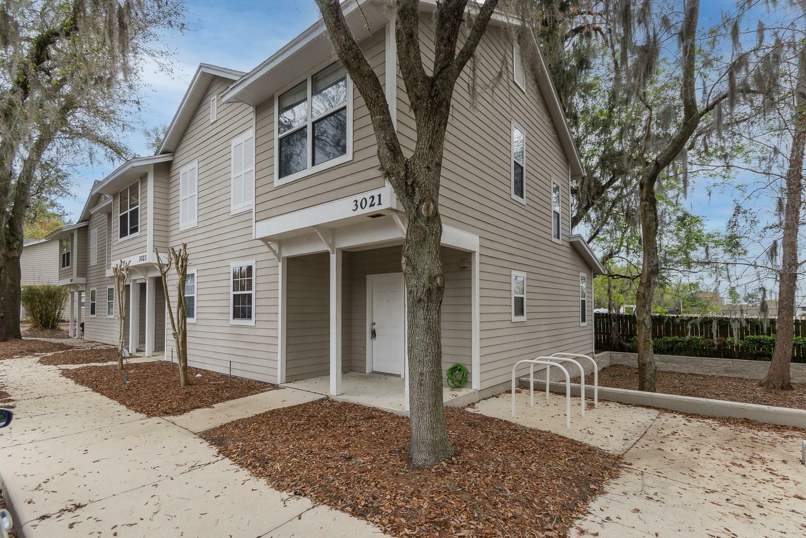 Property Photo: 3021 SW Archer Road 3021 FL 32608
