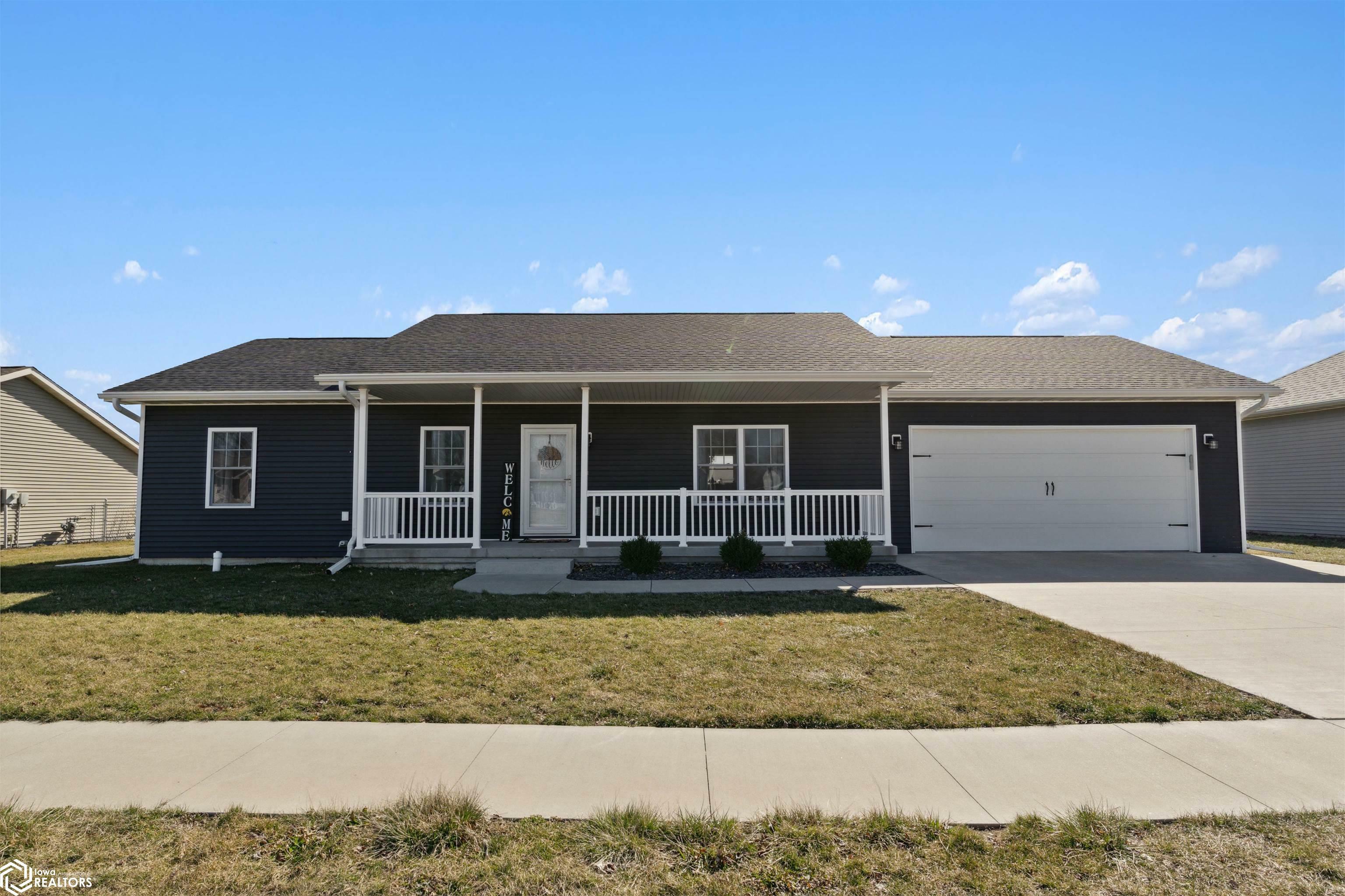 Property Photo:  301 Laci Dru Drive  IA 52637 