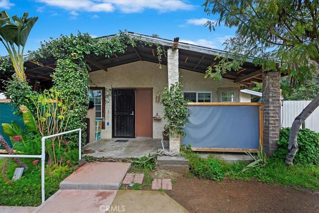 Property Photo:  10111 Cook Avenue  CA 92503 