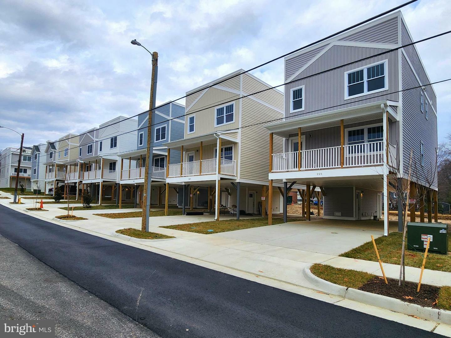 Property Photo:  221 (Unit 21) Wilder Ave. Avenue  VA 22443 