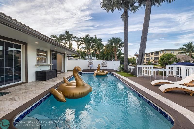 Property Photo: 1419 NE 57th St FL 33334