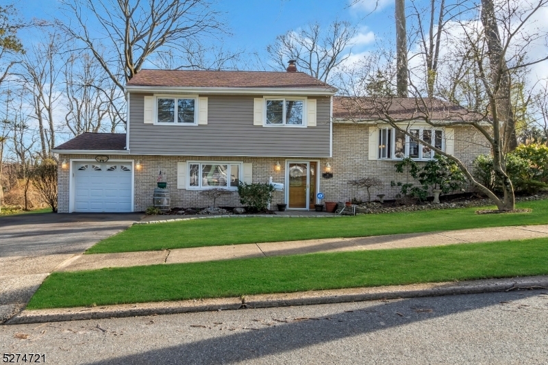 Property Photo: 91 Birchwood Ter NJ 07470