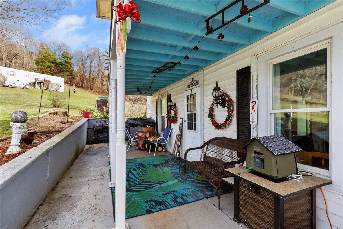 Property Photo:  1521 Allisonia Road  VA 24347 