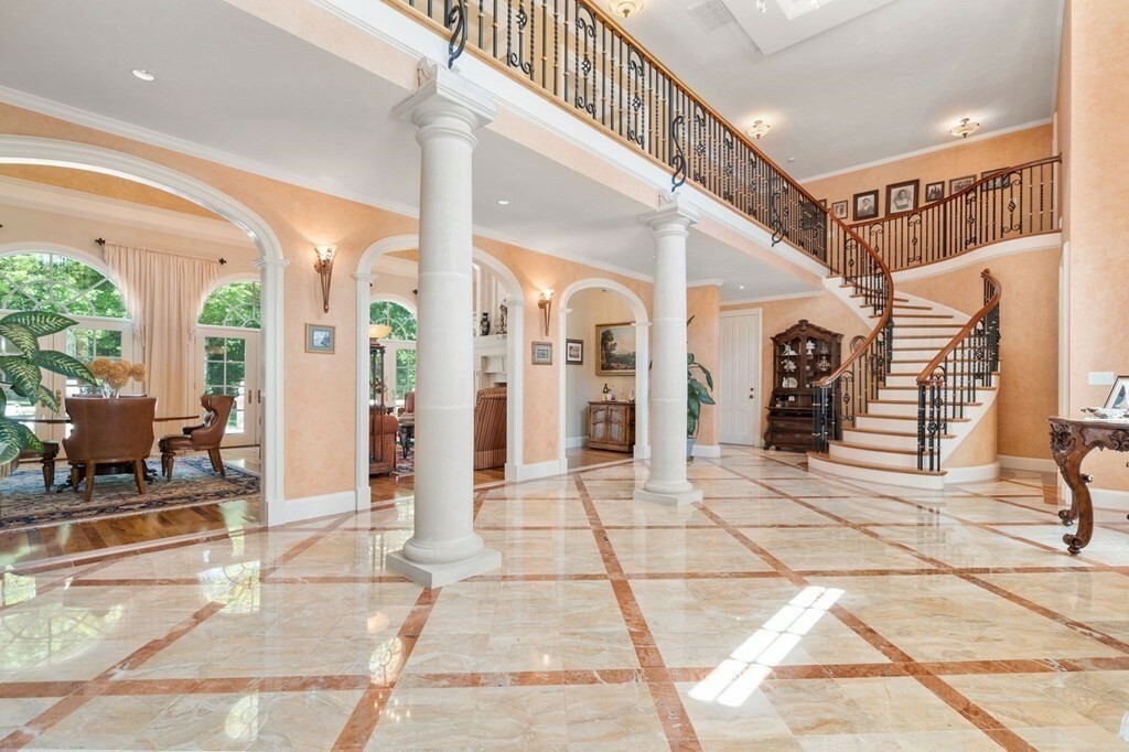 Property Photo: 193 Bay Colony Drive MA 02090