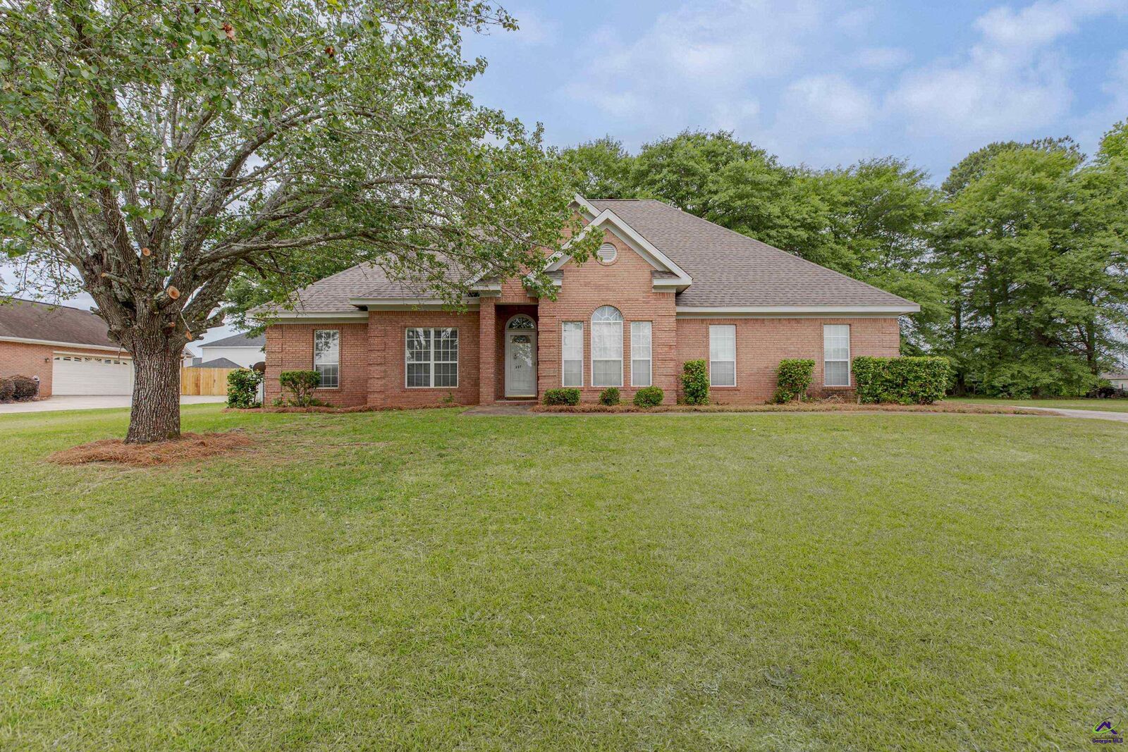 Property Photo:  227 Twelve Oaks  GA 31088 