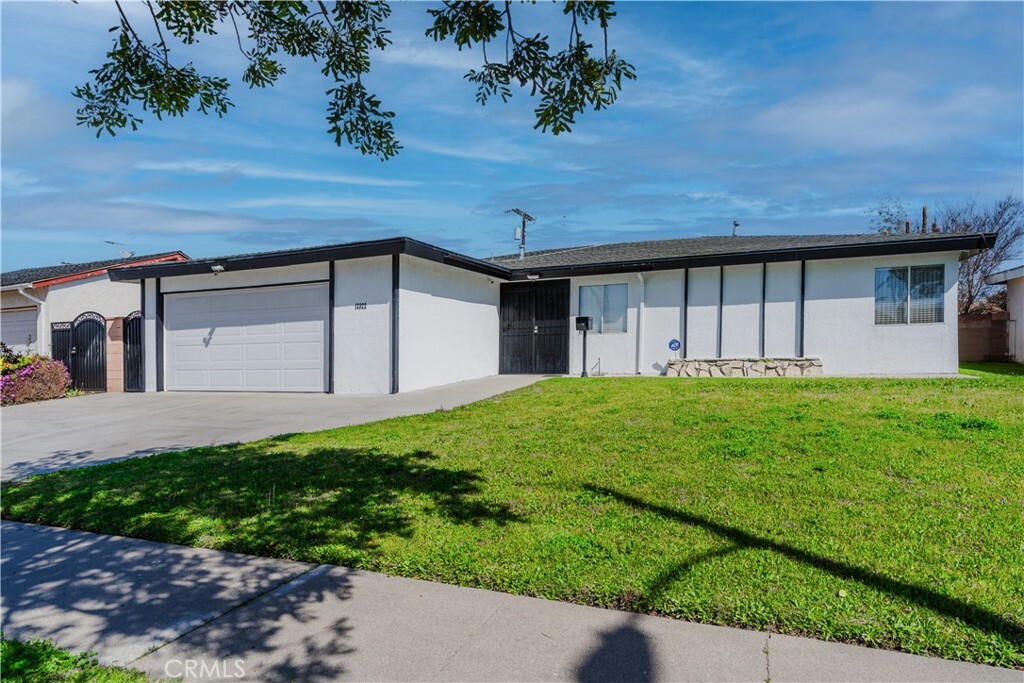 Property Photo: 13322 Dorfsmith Drive CA 92683
