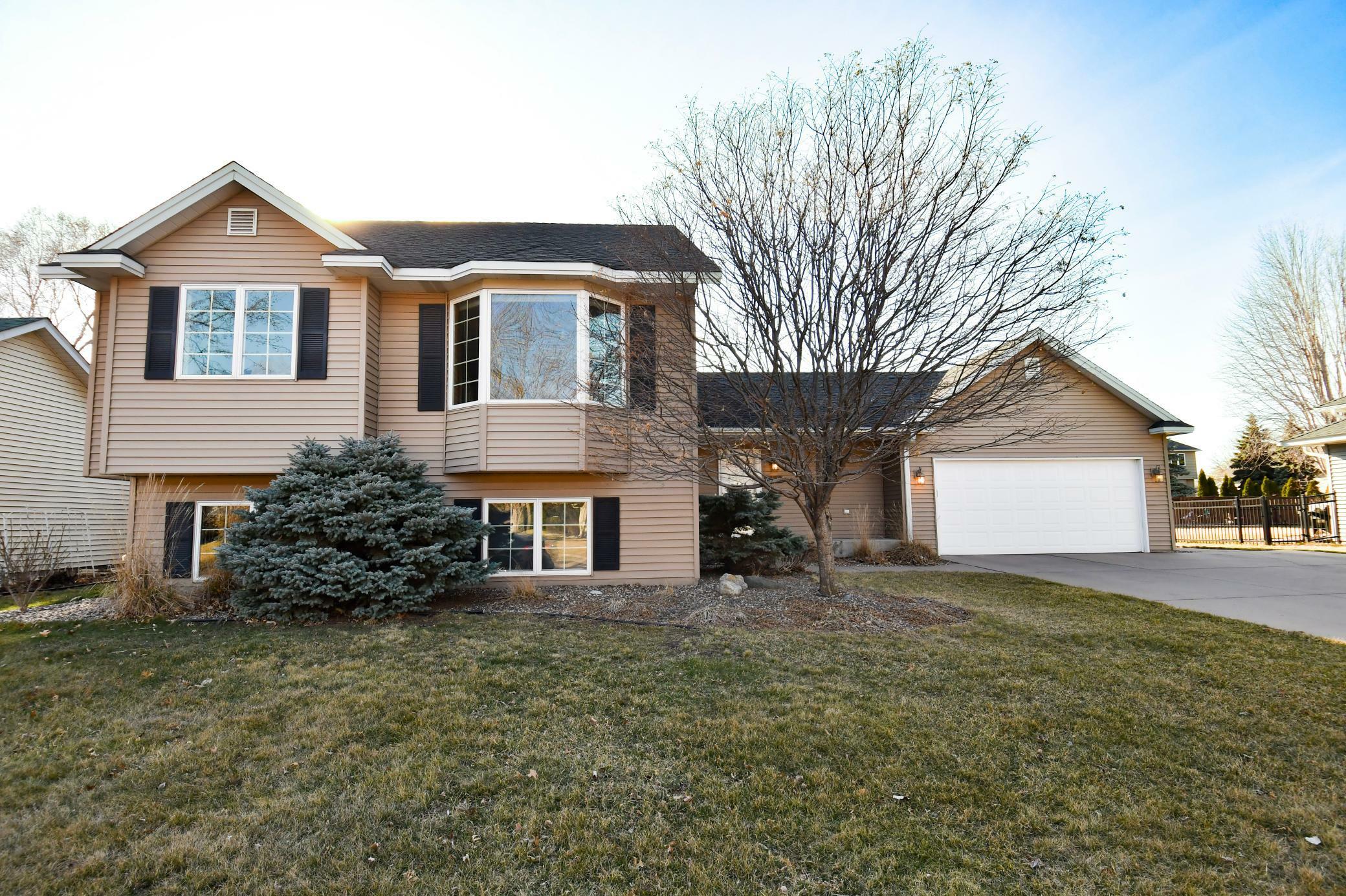 1820 Highland Drive  Hastings MN 55033 photo