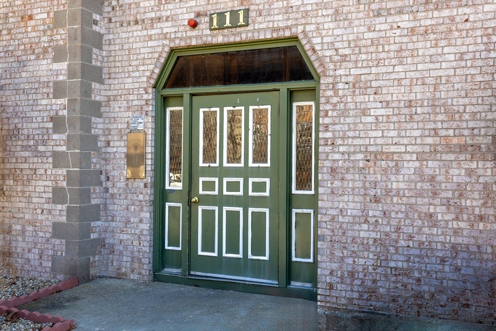 Property Photo: 111 Oak Ln 5 MA 02301