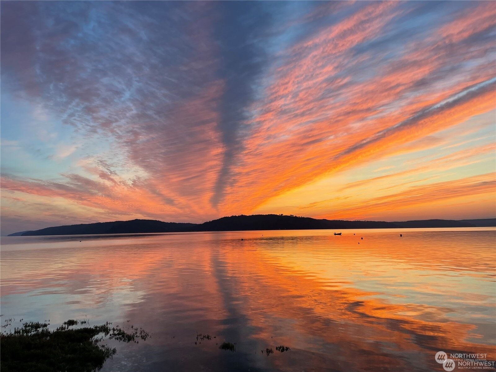 Property Photo:  21110 N US Highway 101 2  WA 98548 