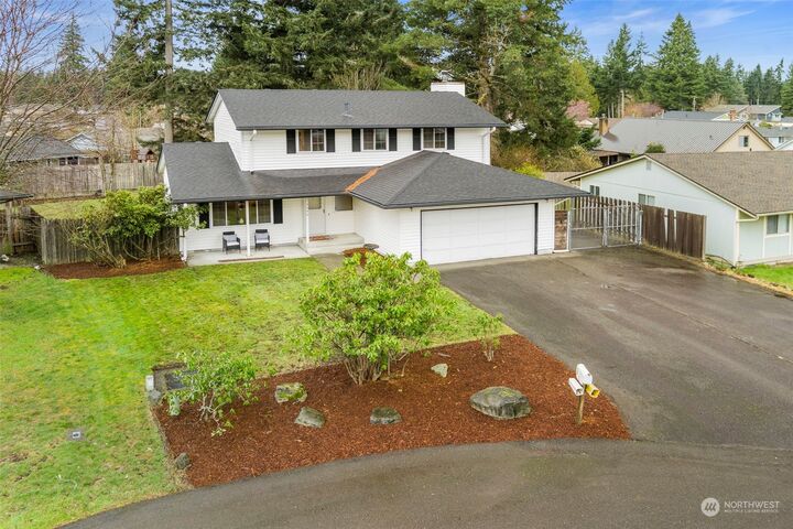 Property Photo:  3040 SE Pierson Street  WA 98366 