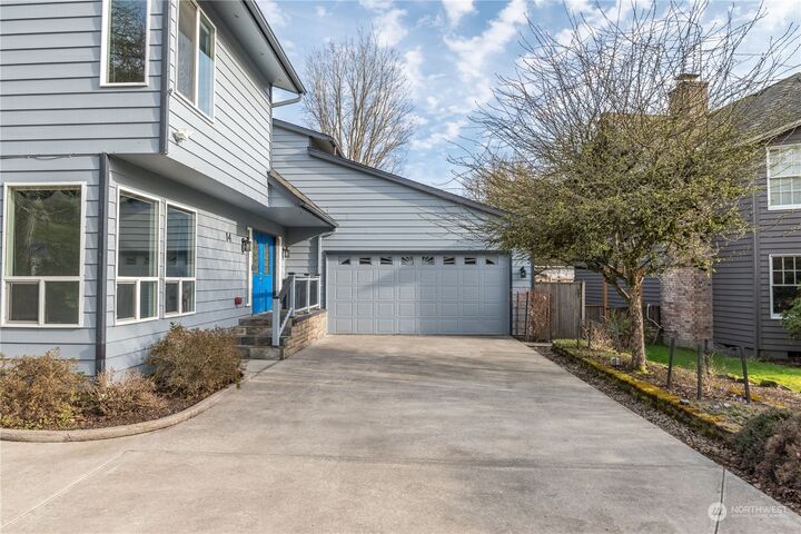 Property Photo:  14 Judith Place  WA 98632 