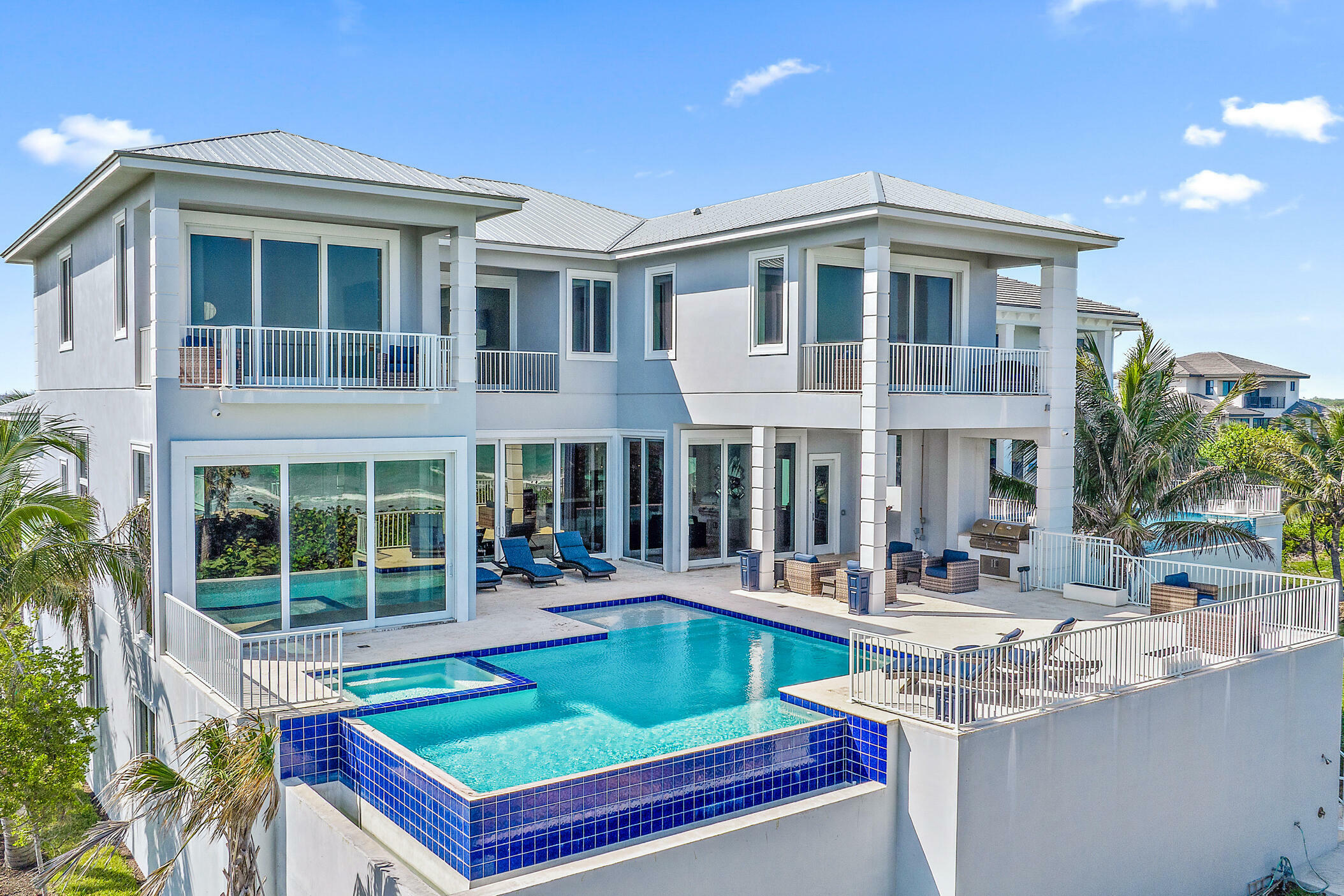 Property Photo: 7916 S Ocean Drive FL 34957