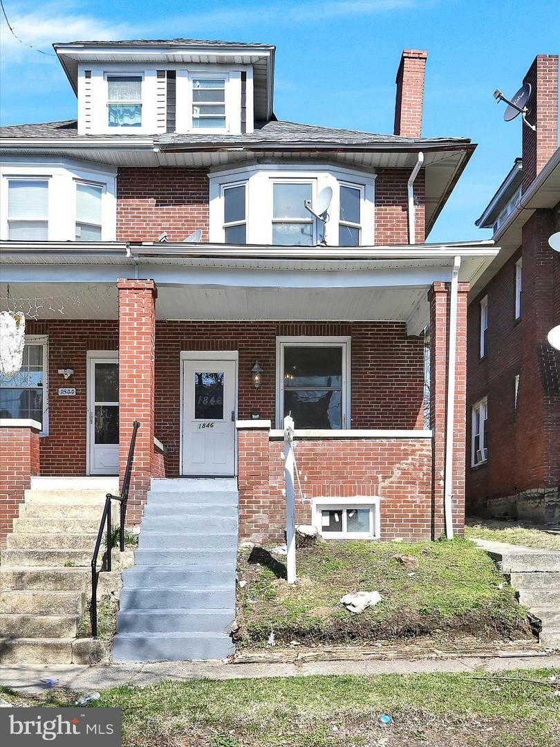 Property Photo:  1846 Holly Street  PA 17104 