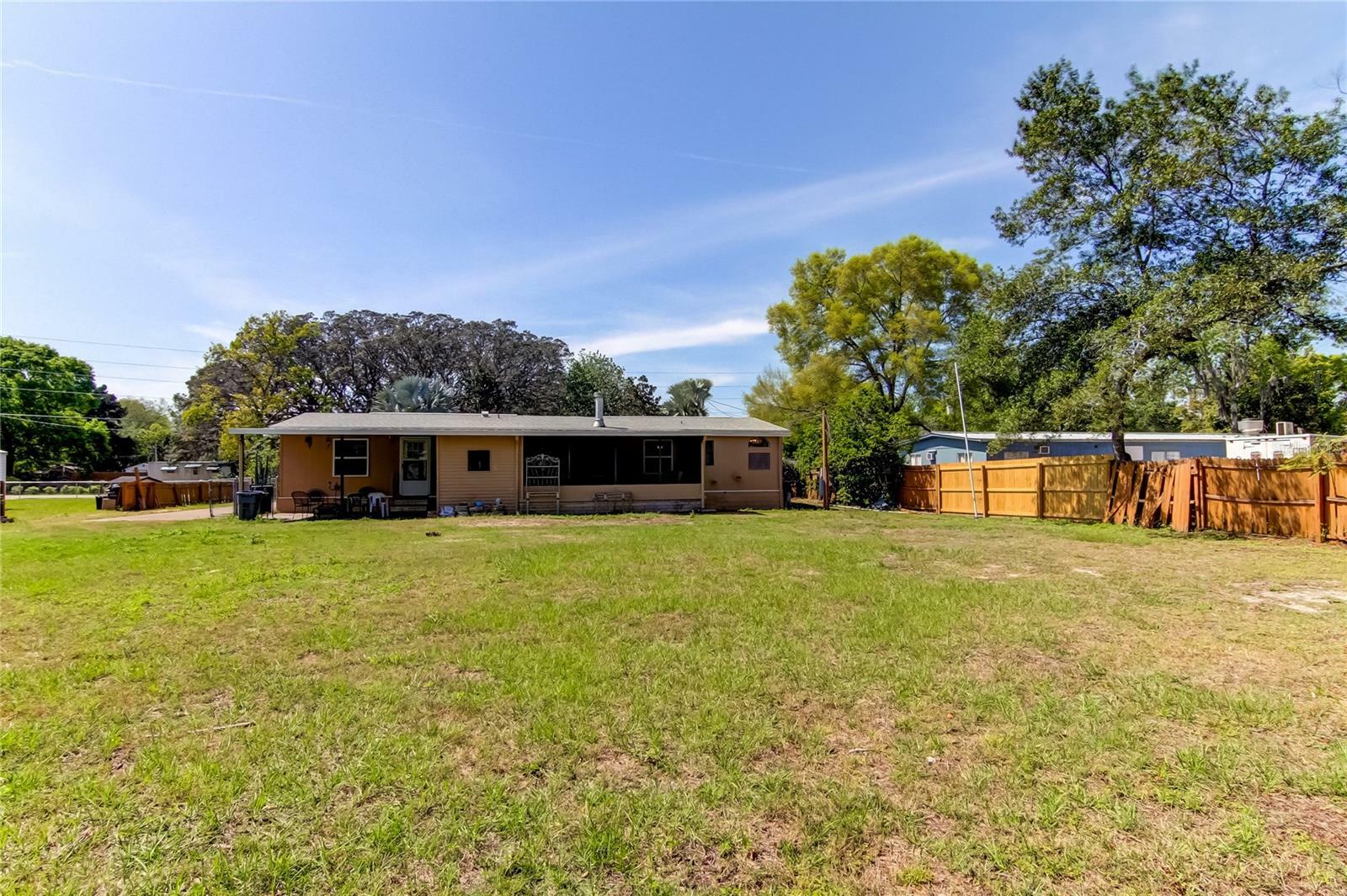 Property Photo: 13324 Parkwood Street FL 34669