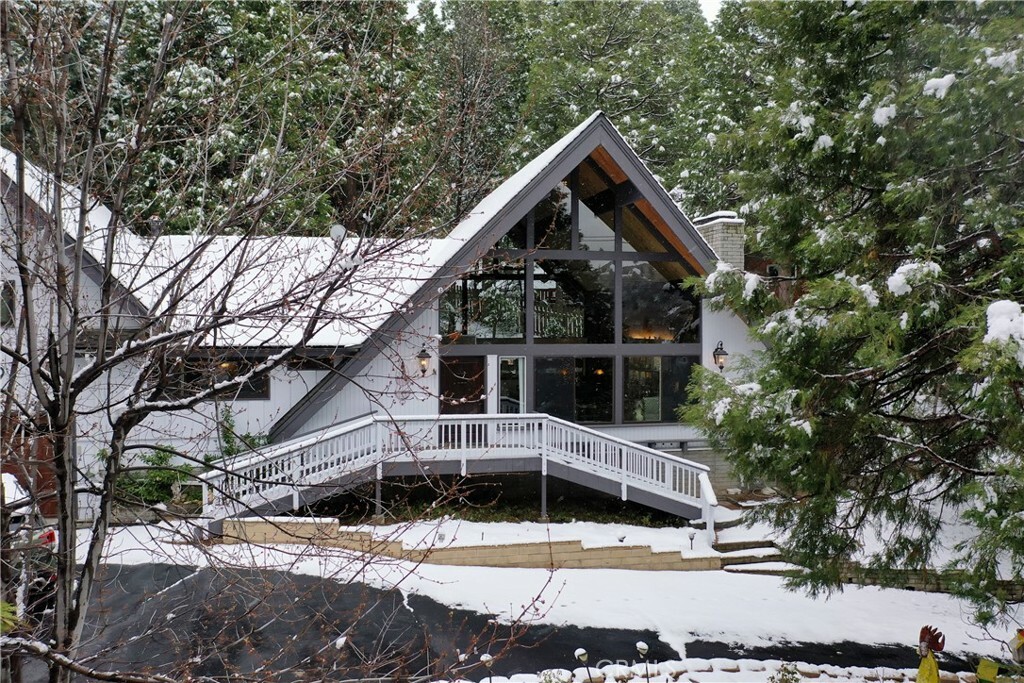 Property Photo:  779 Grass Valley Road  CA 92352 