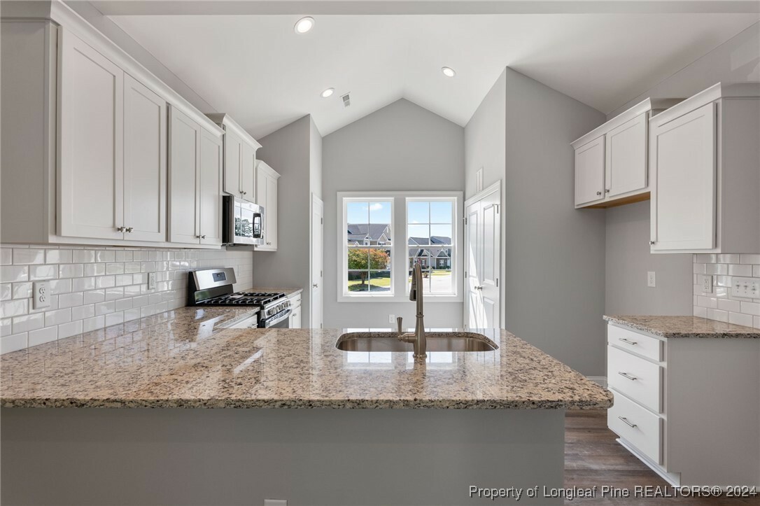 Property Photo: 964 Kensington Park Road NC 28311