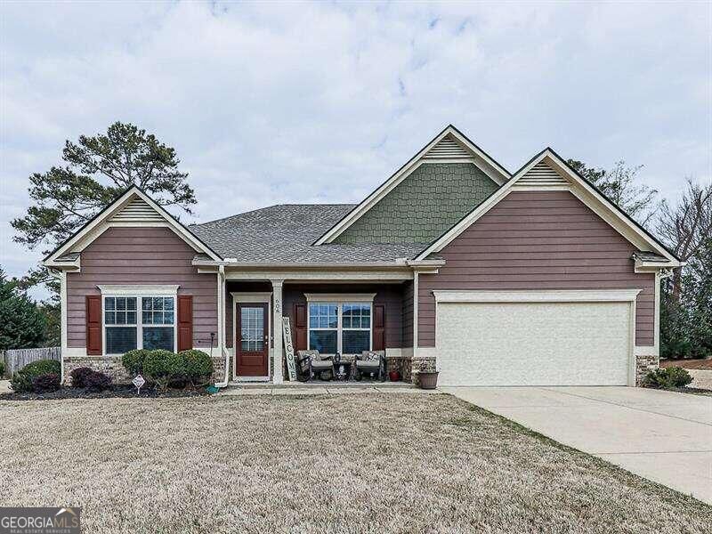 Property Photo: 608 Darnell Road GA 30115