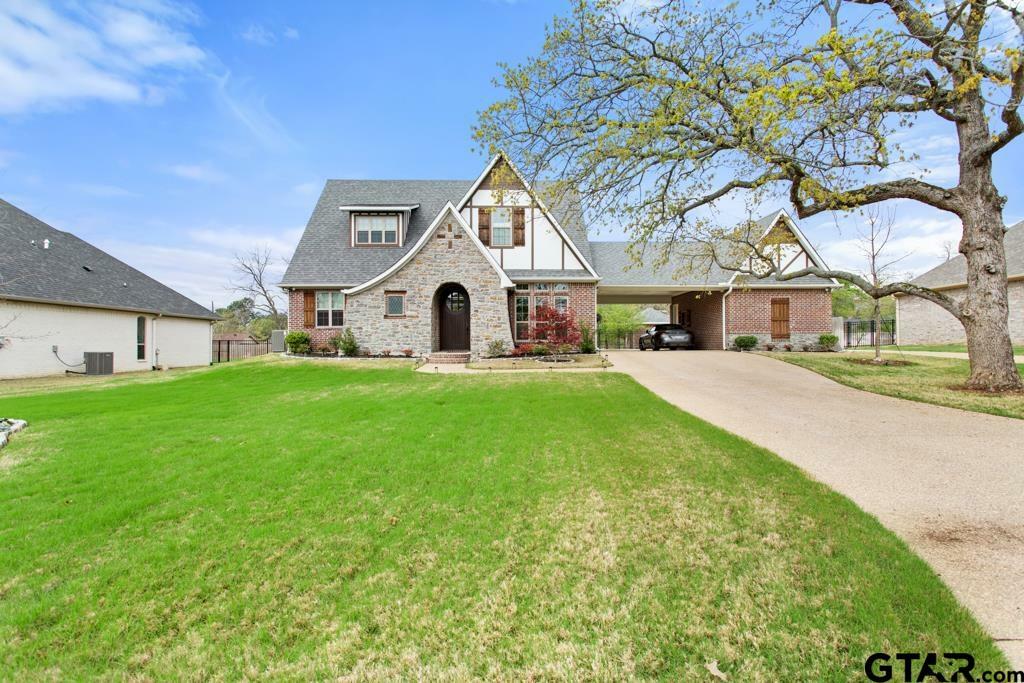 Property Photo:  206 Winged Foot Dr  TX 75771 